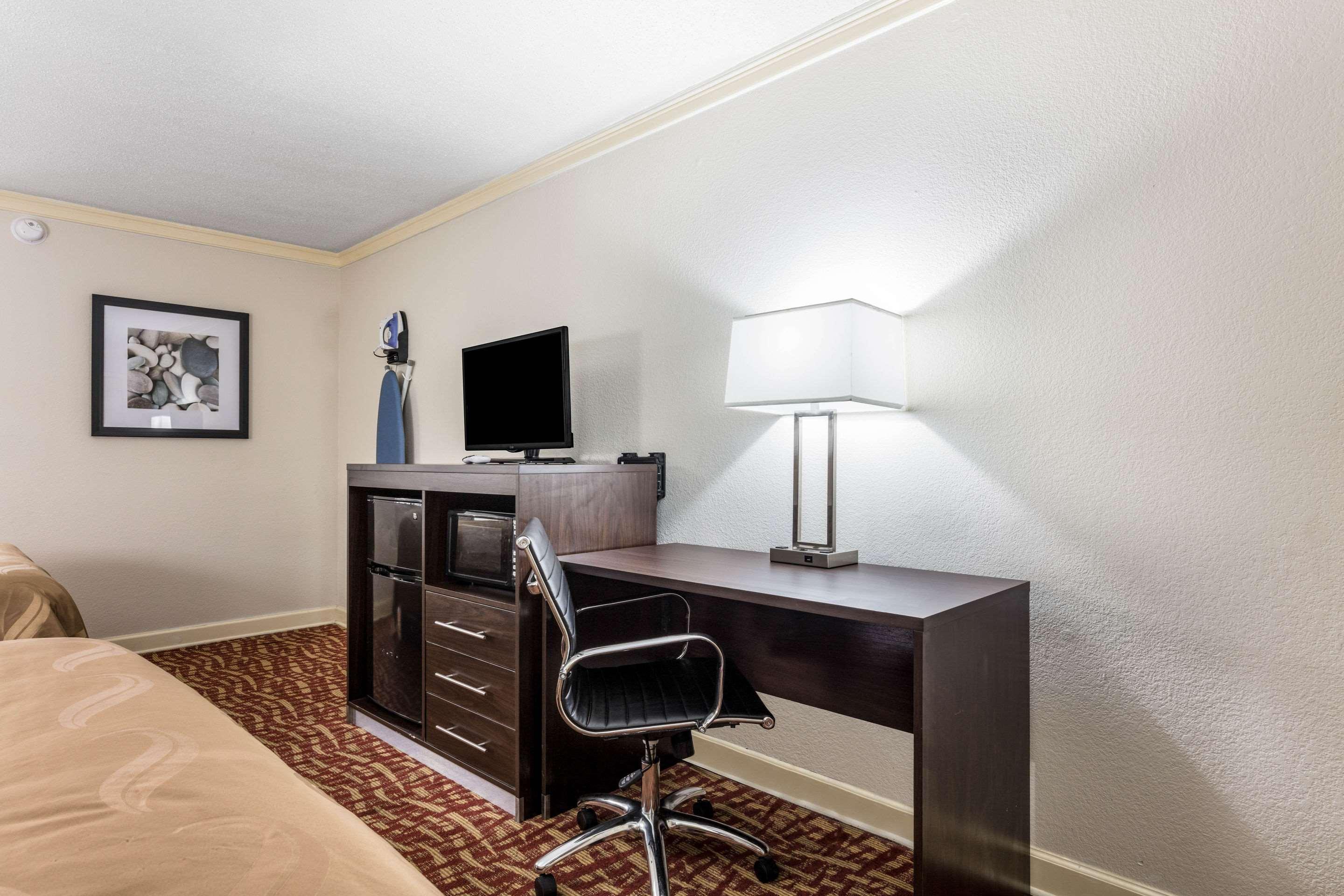 Quality Inn Forrest City I-40 Buitenkant foto