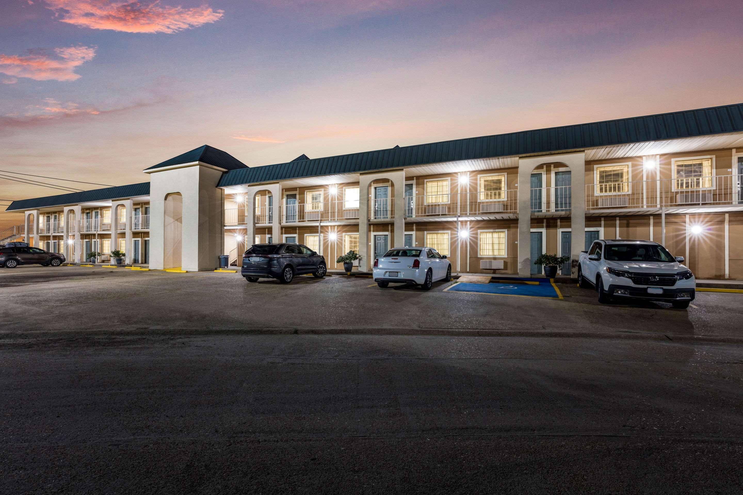 Quality Inn Forrest City I-40 Buitenkant foto